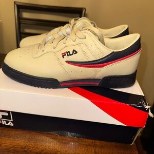 FILA Original Fitness(GS) Size 7Y W box -Pre-Owned